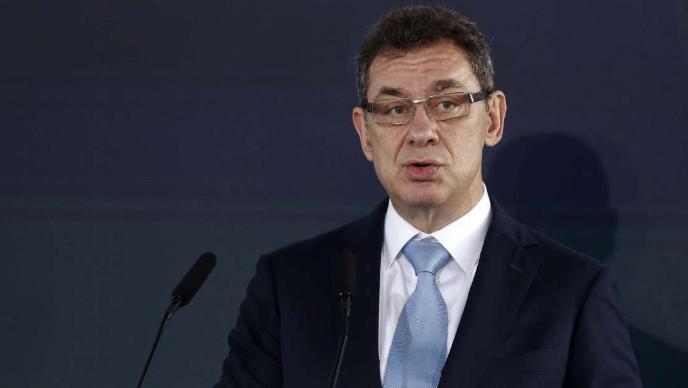 Μπουρλά: 24,3 εκατομμύρια οι απολαβές του CEO της Pfizer για το 2021