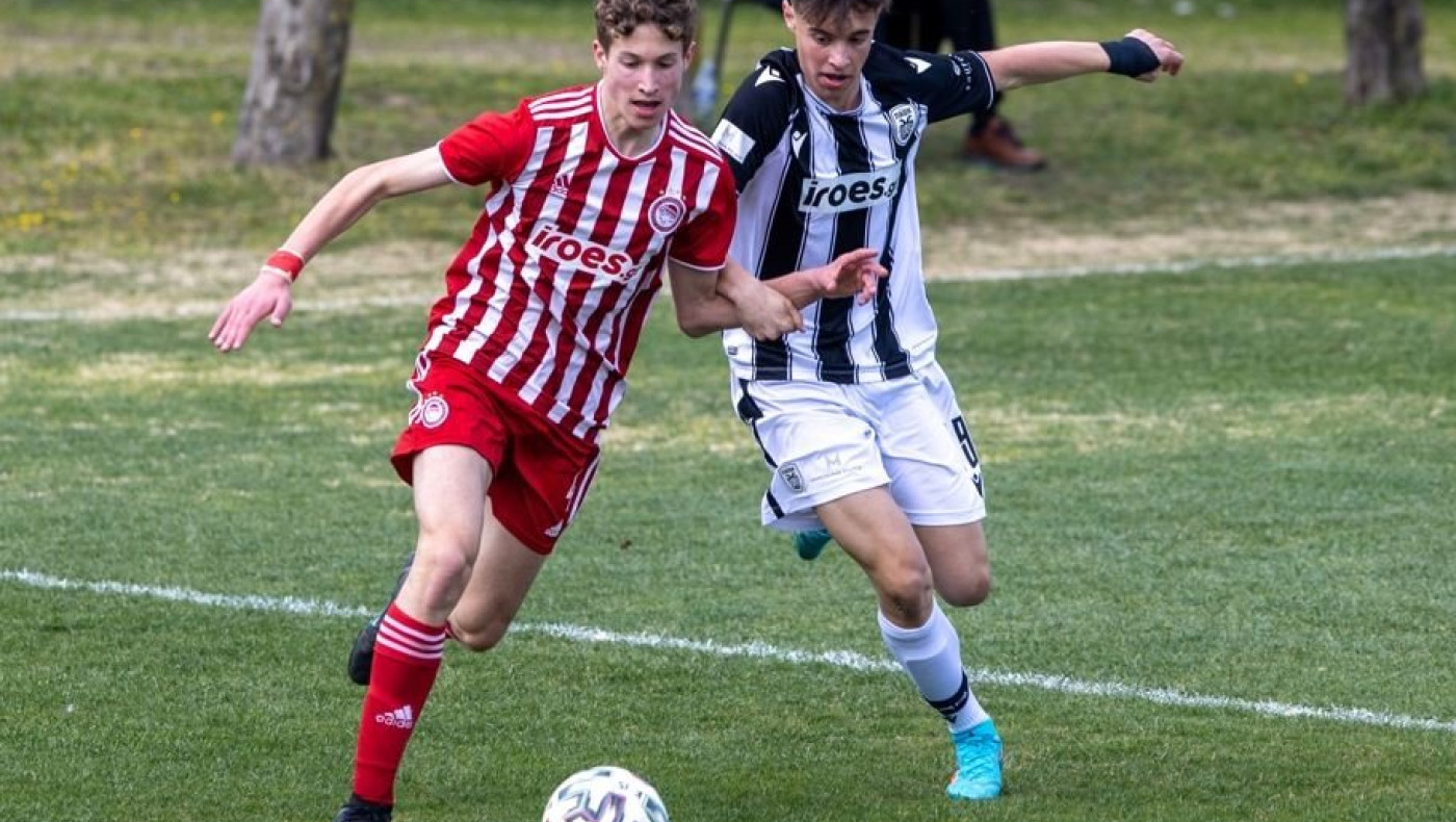 Σφυρίχτρες στάζουν δηλητήριο σε παιδικές ψυχές!