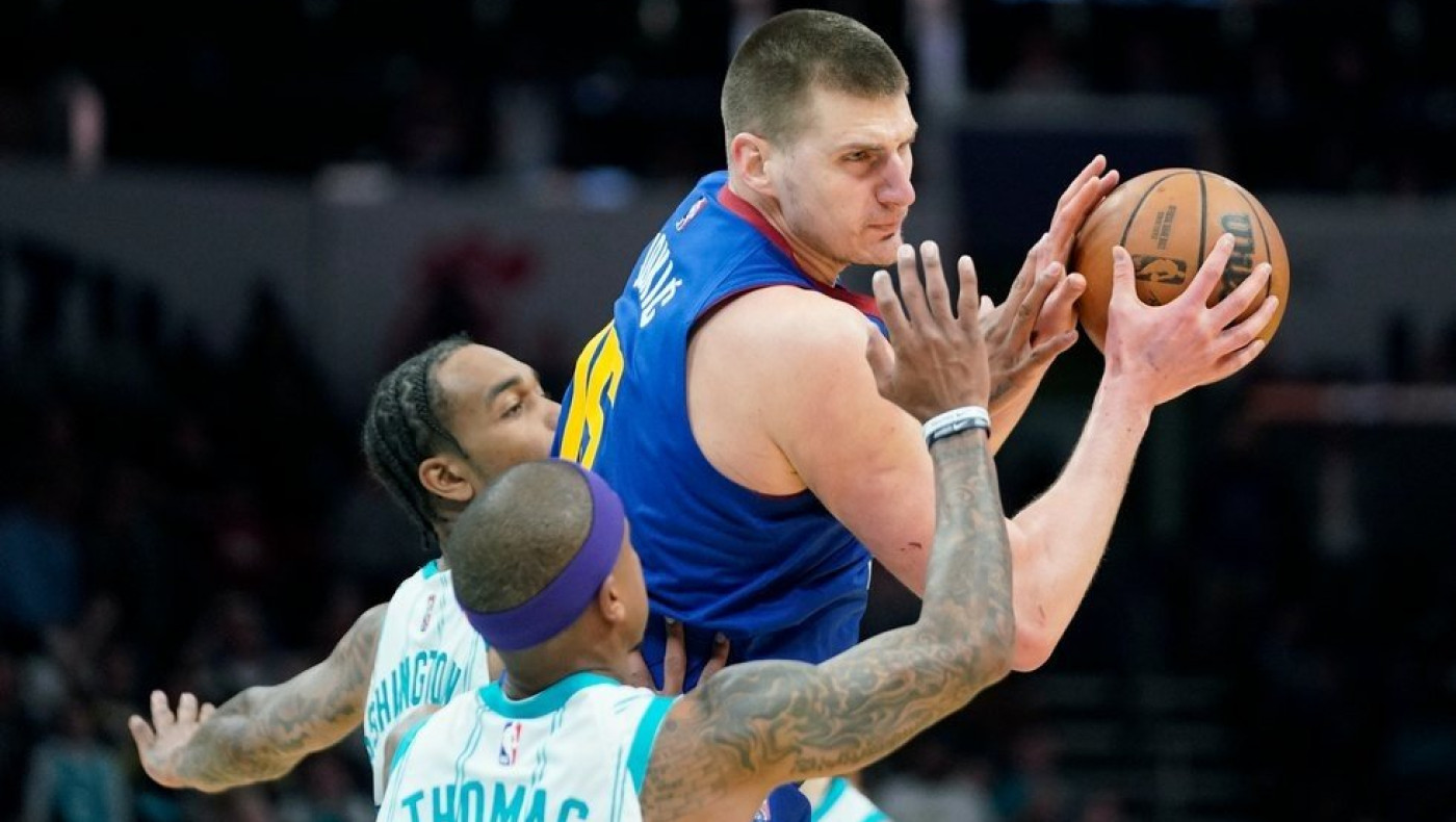 ΝΒΑ: Εμφάνιση MVP του Γιόκιτς – Ο Σιακάμ έκρινε το ντέρμπι