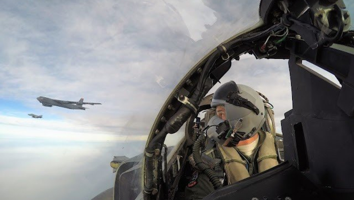 «ONYX KICK»: Ελληνικά F-16 και F-4 «αναχαίτισαν» αμερικανικά βομβαρδιστικά B-52