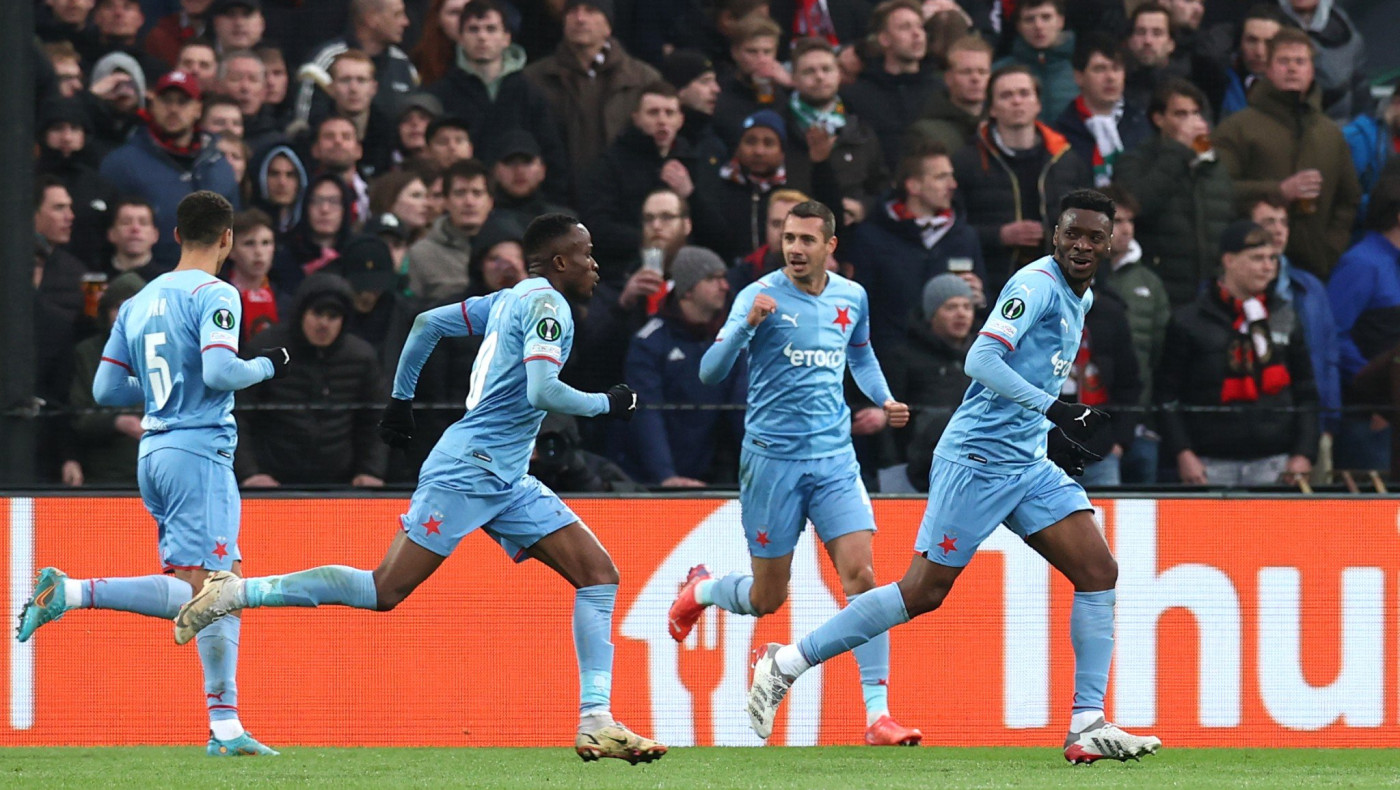 Φέγενορντ - Σλάβια 3-3 : Ματσάρα στην Ολλανδία, αφήσαν ανοιχτούς λογαριασμούς