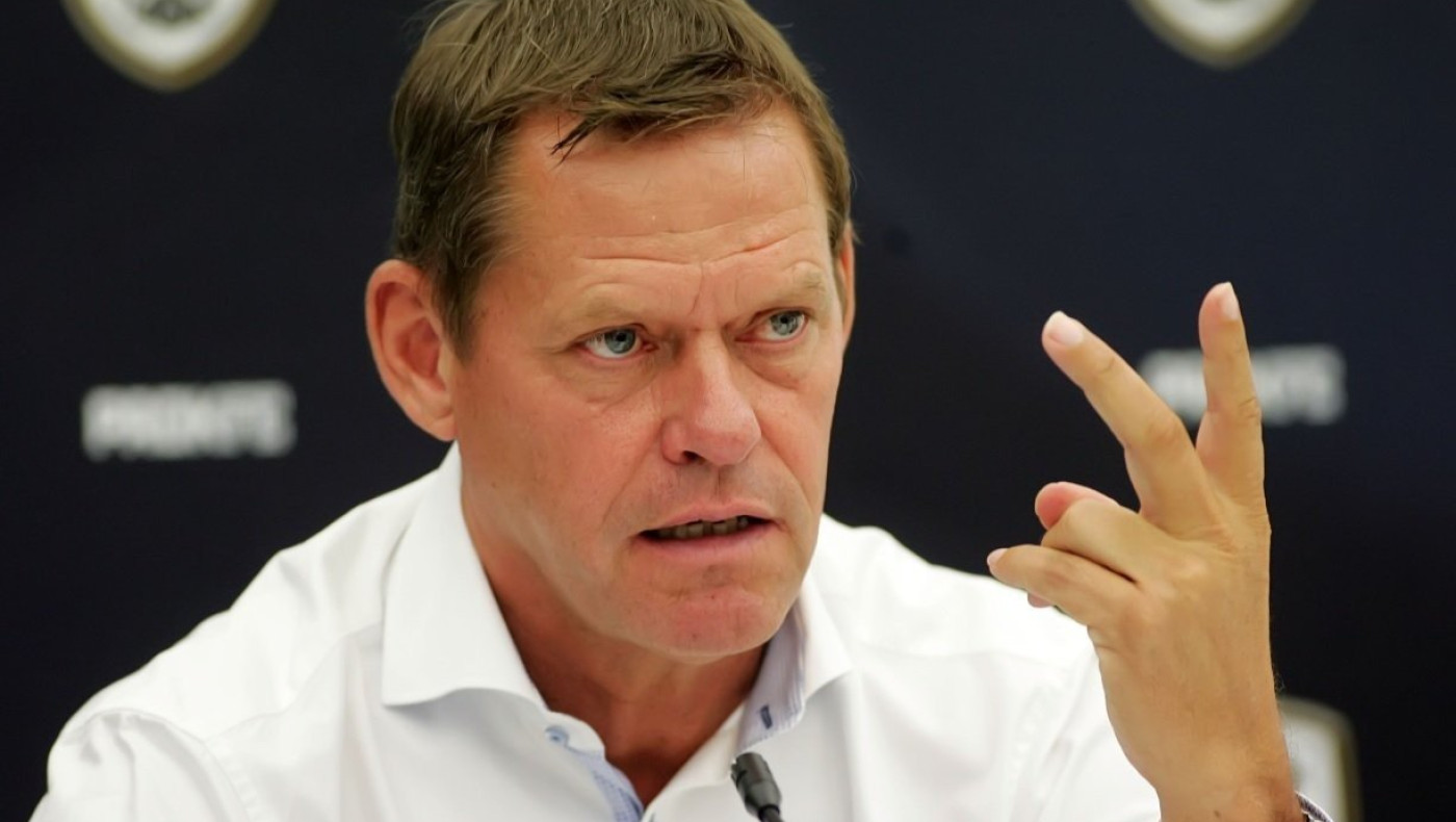 Τη «βρόμικη» δουλειά ανέλαβε ο Αρνεσεν 