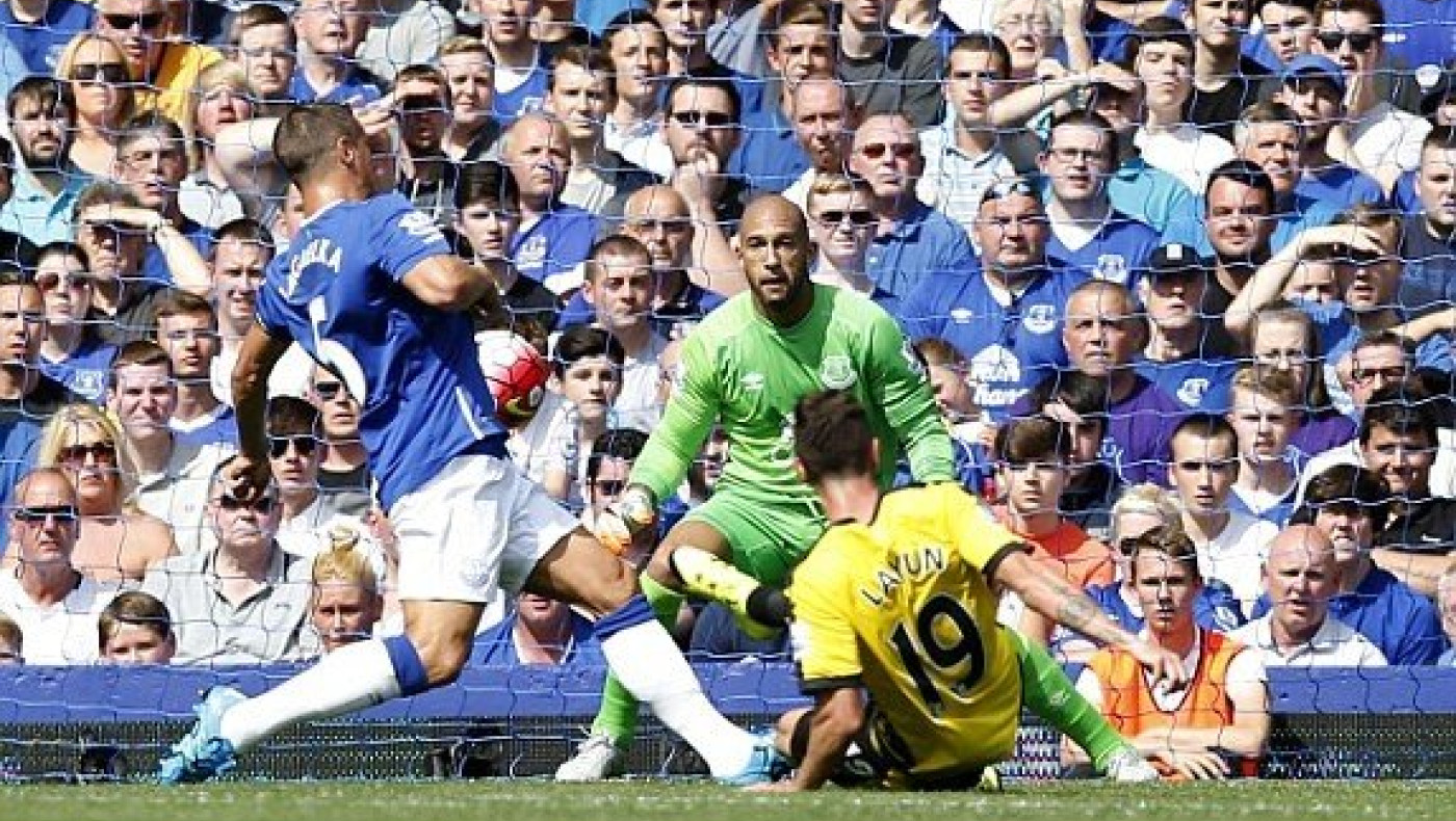 Έβερτον έχεις... πακέτο! 