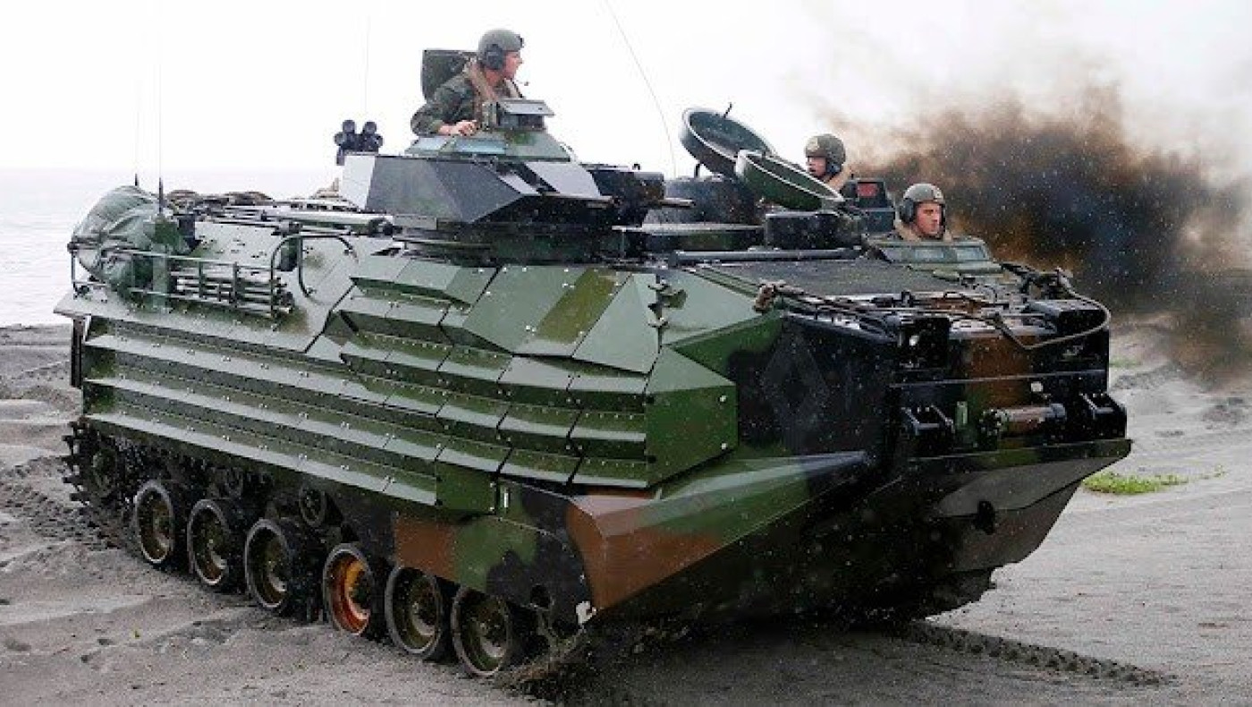 Σε εξέλιξη η απόκτηση των αμφίβιων τεθωρακισμένων AAV7 και για τους πεζοναύτες