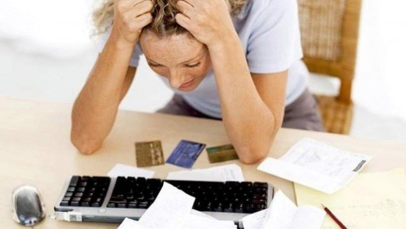 Με εισοδήματα φτώχειας 1 στα 4 νοικοκυριά- Μικρή βοήθεια τα επιδόματα