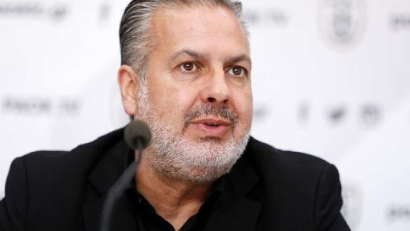 Ένας πολύ… large τεχνικός διευθυντής!