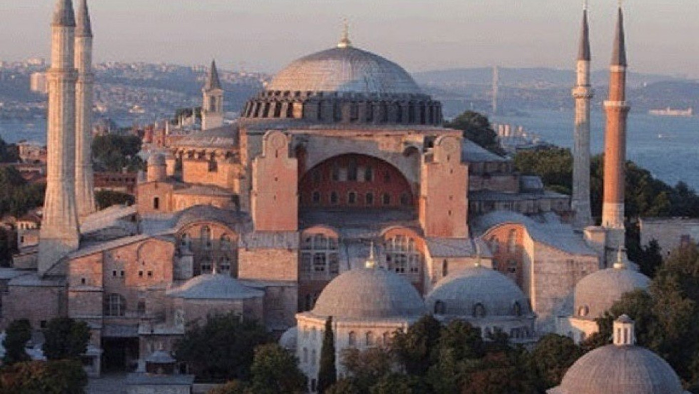 «Αποκαταστάθηκε η ζημιά στην Αυτοκρατορική Πύλη της Αγιά Σοφιάς»