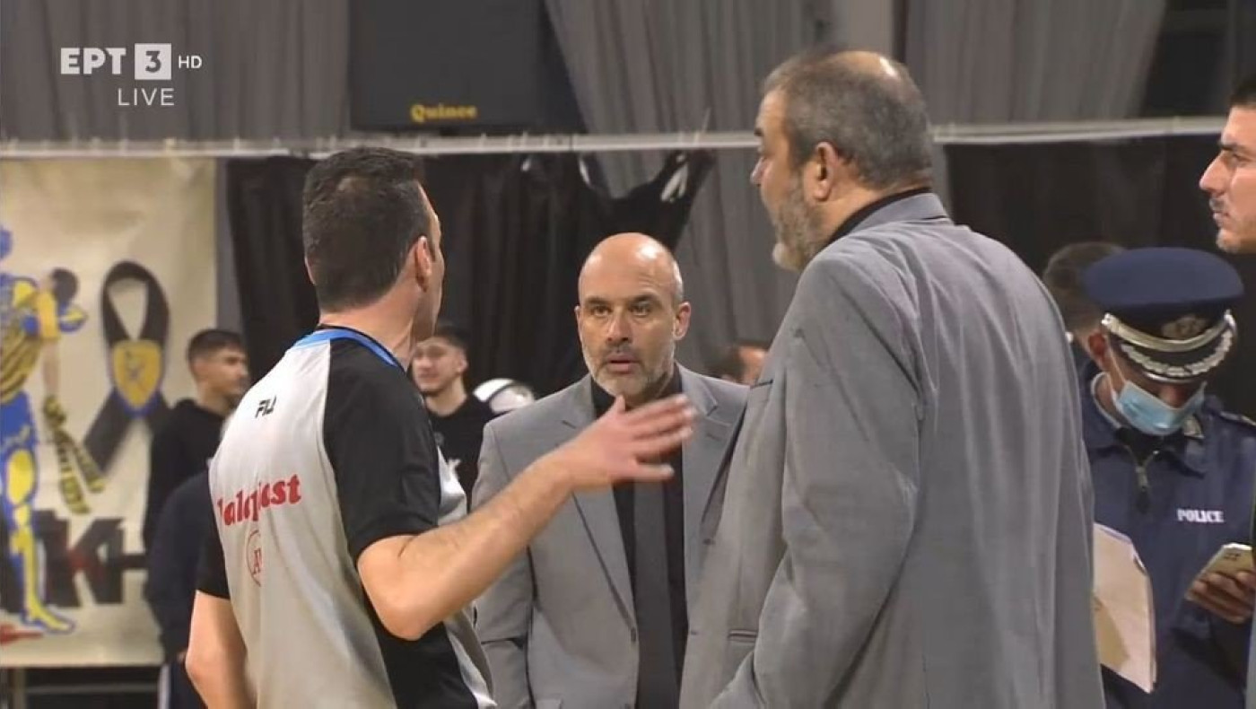 Άρης-ΠΑΟΚ: Η ένταση και η διακοπή του ντέρμπι