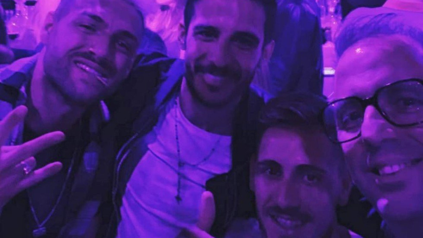 Μια παρέα Μαντσίνι, Μπερτόγλιο και Σάκιτς στο κέντρο της Θεσσαλονίκης