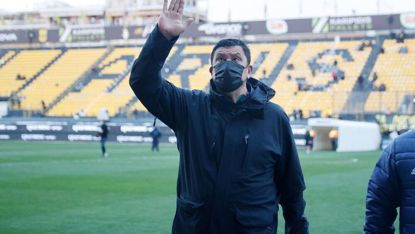 Μπούργος: «Μόνο ο Ολυμπιακός είναι στο μυαλό μας»