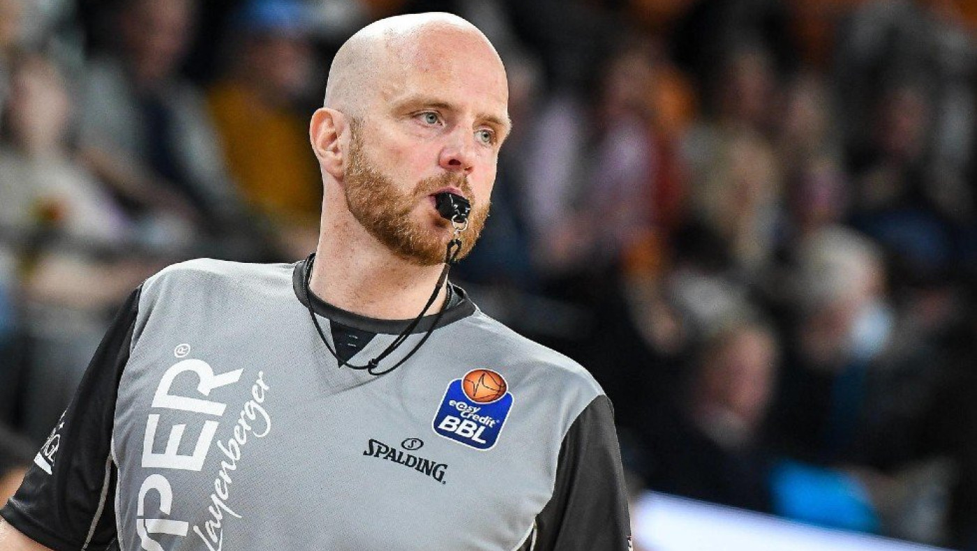 Ευρωλίγκα: Κατηγορία διαιτητή πως τον «έκοψαν» για το... μούσι του