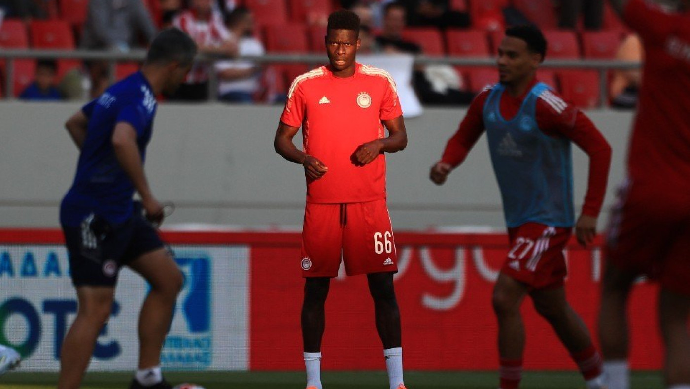 Στην προπόνηση του Ολυμπιακού ενόψει ΠΑΟΚ ο Σισέ μετά τις... αναταράξεις