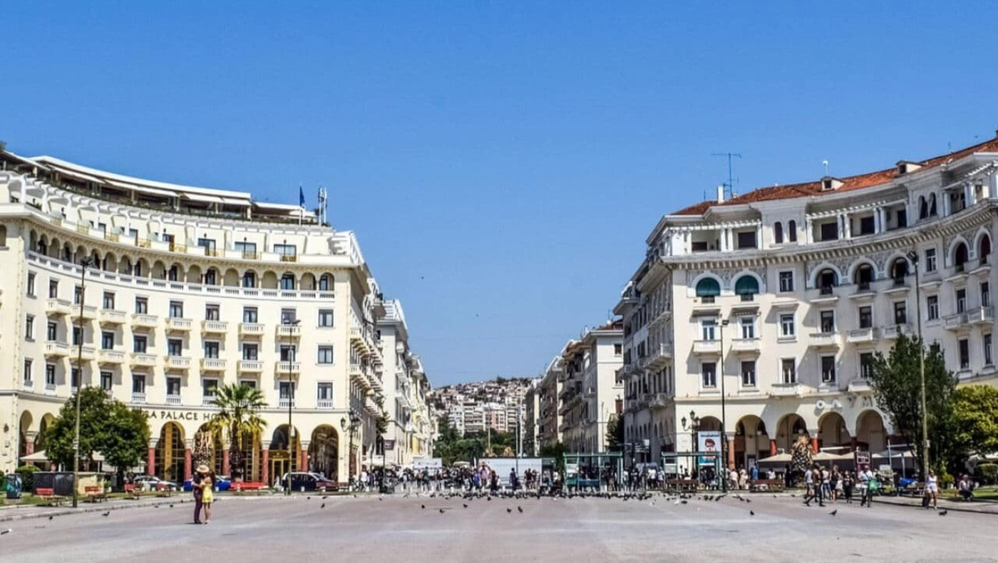 Θεσσαλονίκη: Ένταση με υγειονομικούς σε αναστολή στην αντιπολεμική συναυλία