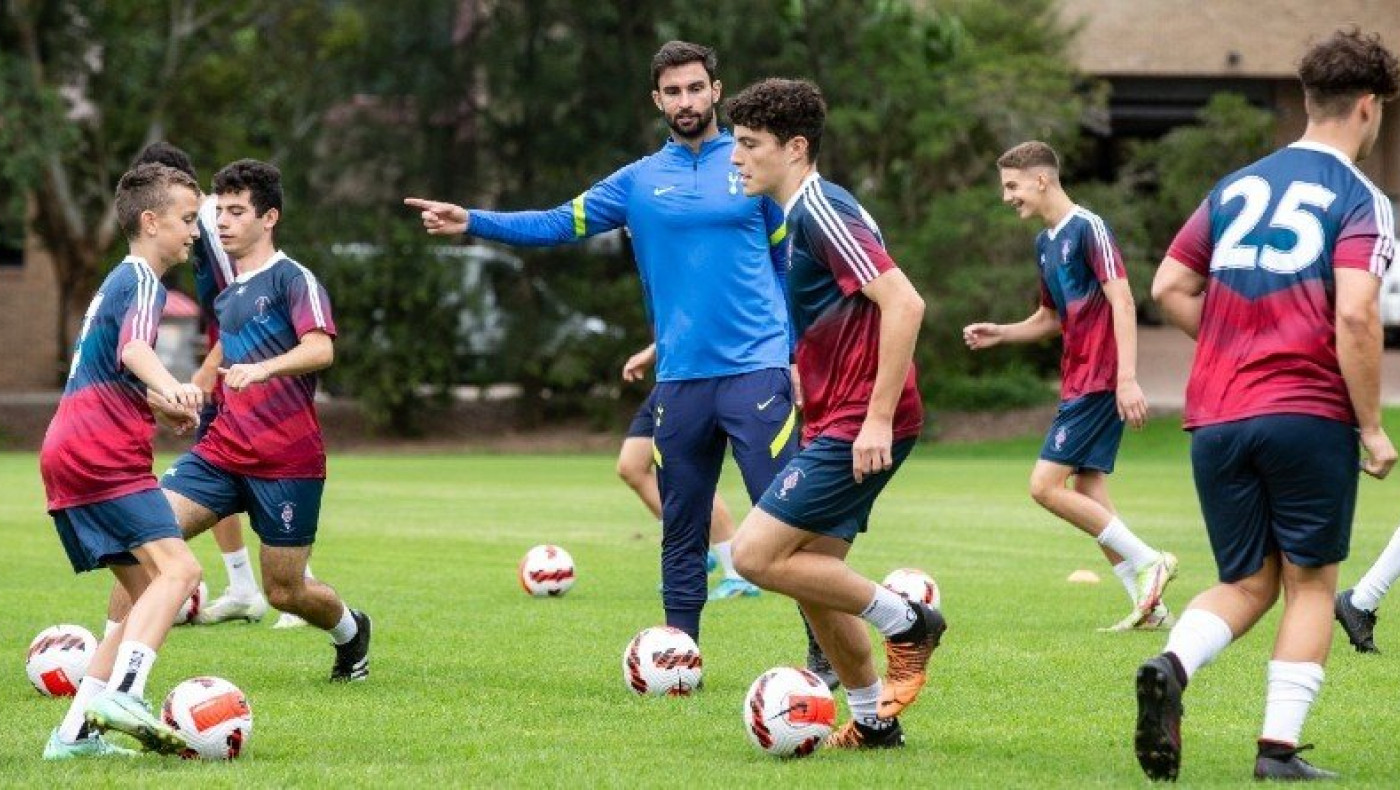 Ματέους Σκαπίν: «Η Τότεναμ προσφέρει τα πάντα, φτιάχνει ταλέντα σε όλον τον κόσμο»