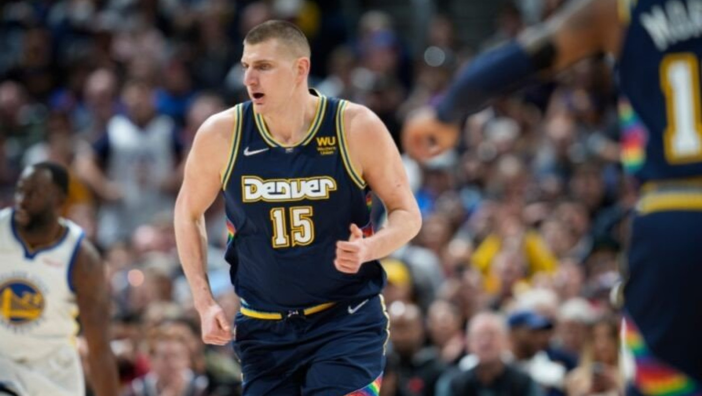 ΝΒΑ: «Άρρωστο» καλάθι του Γιόκιτς από την άλλη άκρη του παρκέ (vid)