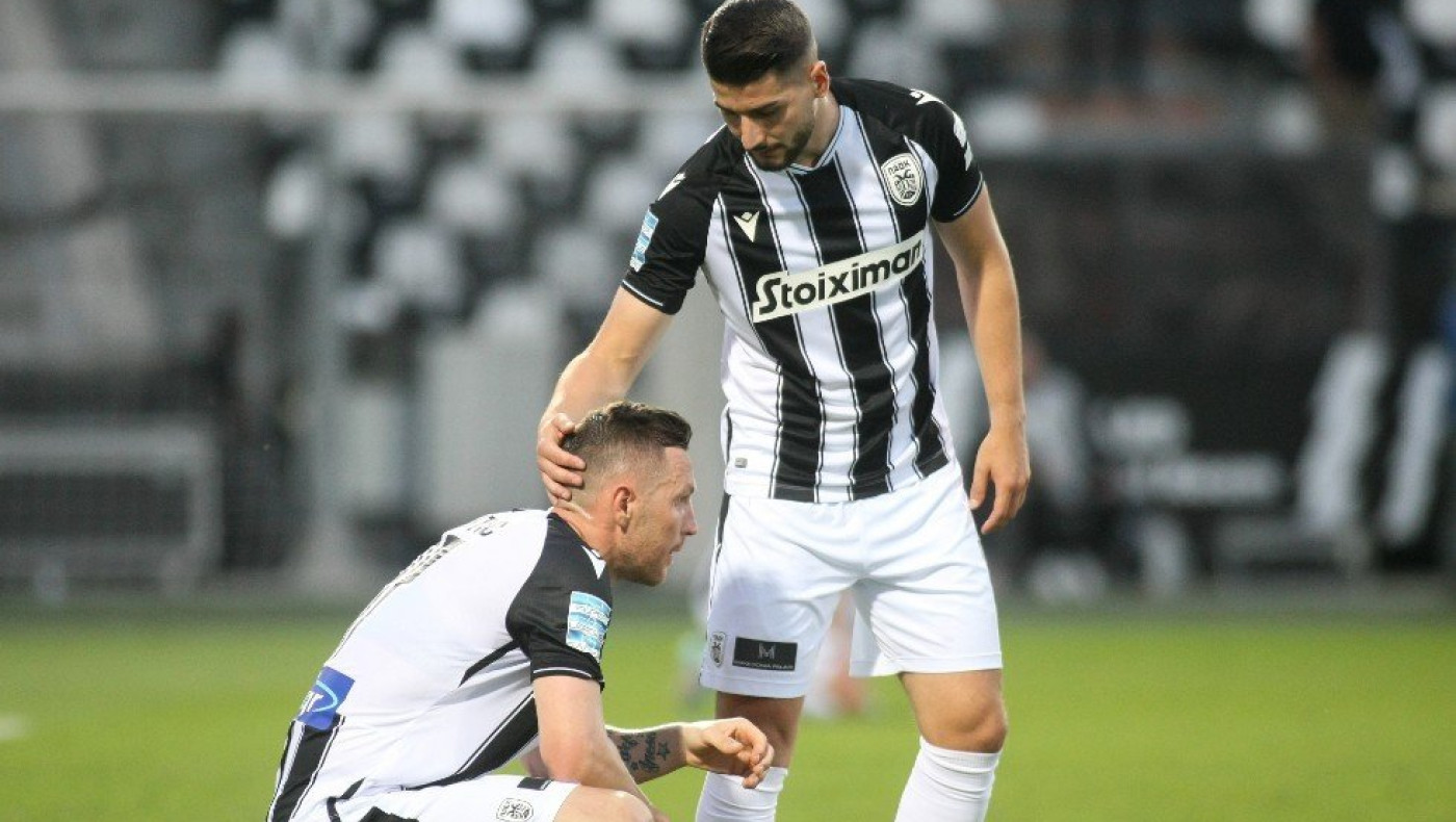 ΠΑΟΚ: Παρέμειναν στην Τούμπα  για αρκετή ώρα μετά το φινάλε