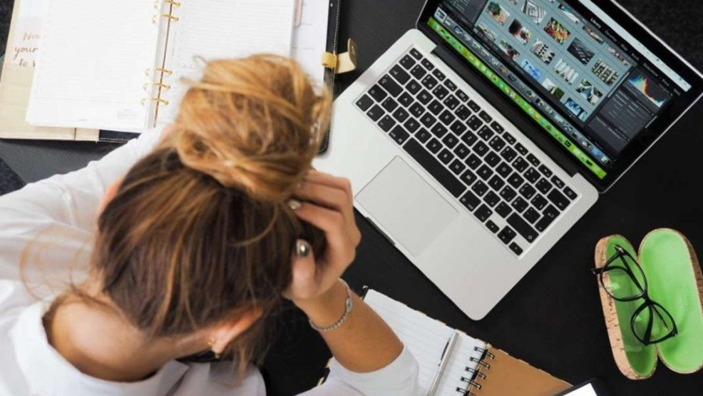 «Ακάλυπτοι» 400.000 ελεύθεροι επαγγελματίες και αγρότες!