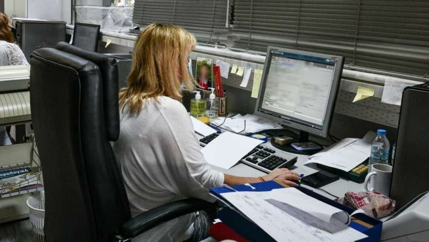 Δημόσιο: Μαζικές μόνιμες αυξήσεις έως το 2026-Ποιοι κερδίζουν έως και έναν επιπλέον μισθό τον χρόνο