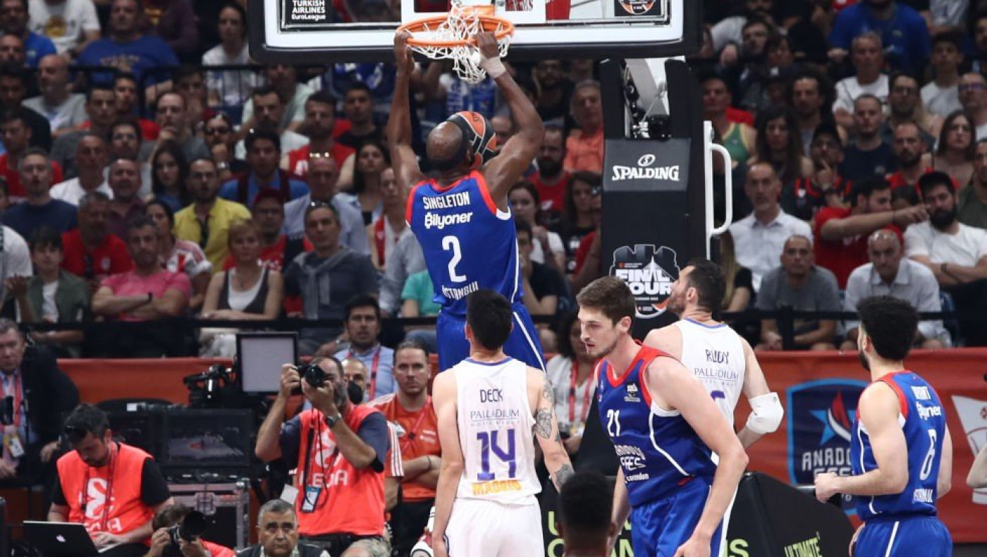 Ρεάλ - Εφές 57-58: Back to back πρωταθλητές οι Τούρκοι