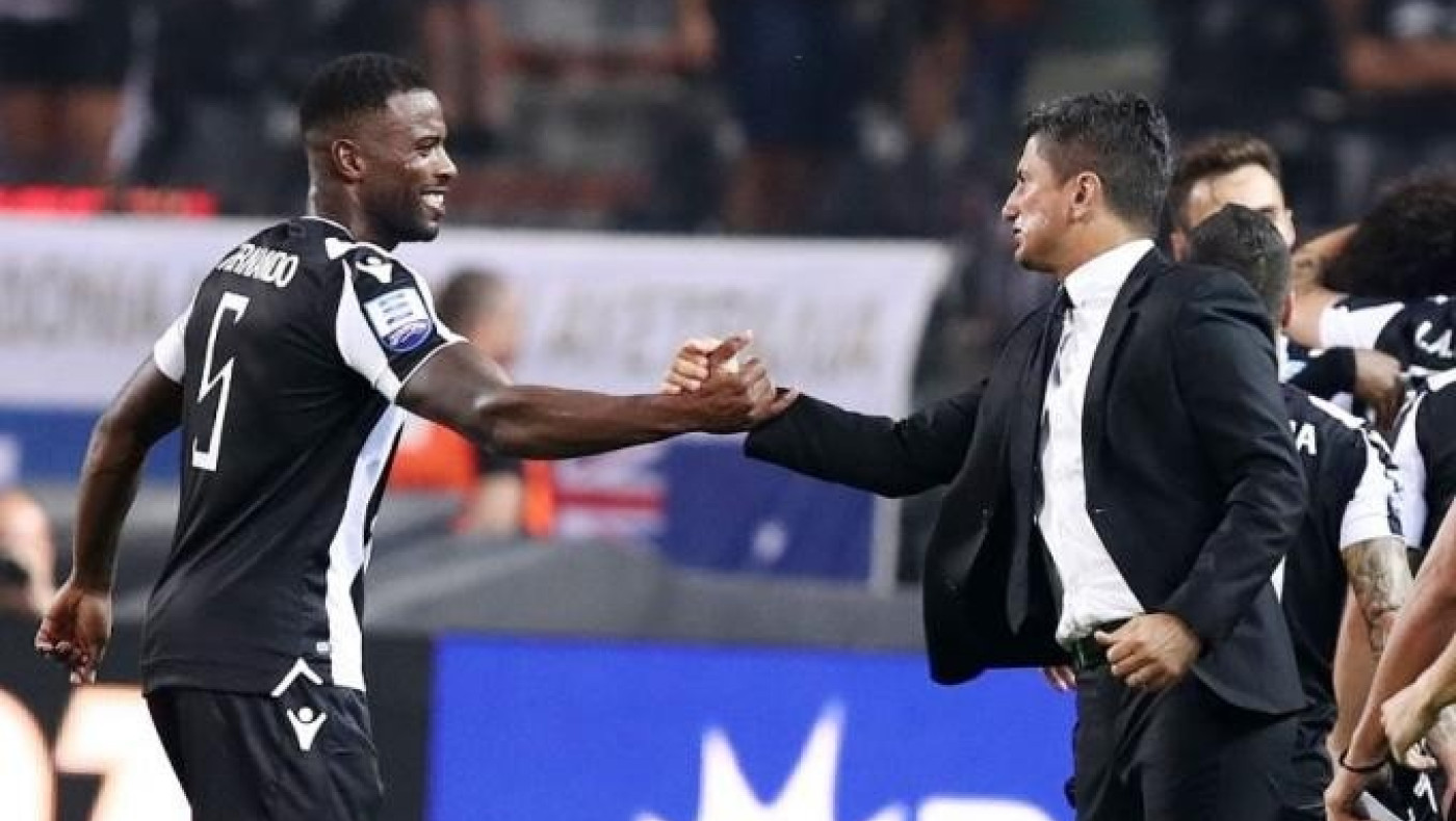 Ύμνοι Βαρέλα για Λουτσέσκου: «Στον πατέρα μου Ραζβάν»