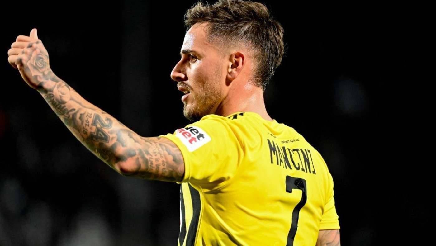 H τρομερή φωτογραφία του Μαντσίνι με τον γιο του! (pic)