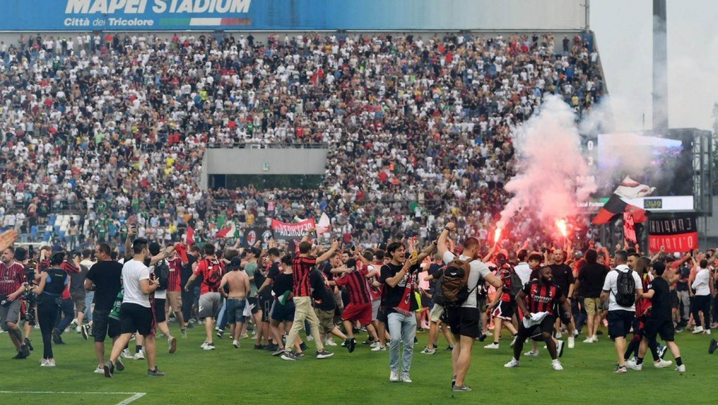 ΑΠΙΣΤΕΥΤΟ: Οπαδοί της Μίλαν πλάκωσαν συνοπαδούς τους