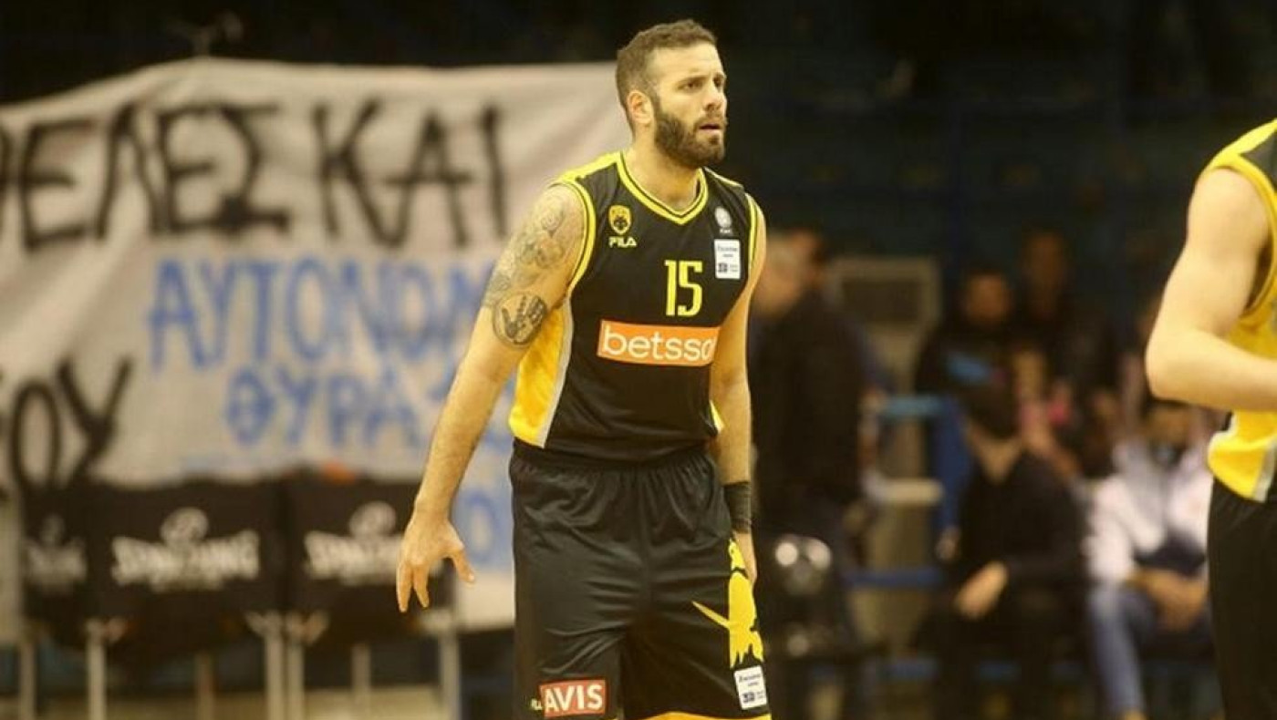 Παππάς: «Υπέροχη πρωτοβουλία του ΚΚΕ για τον Μητροπάνο»