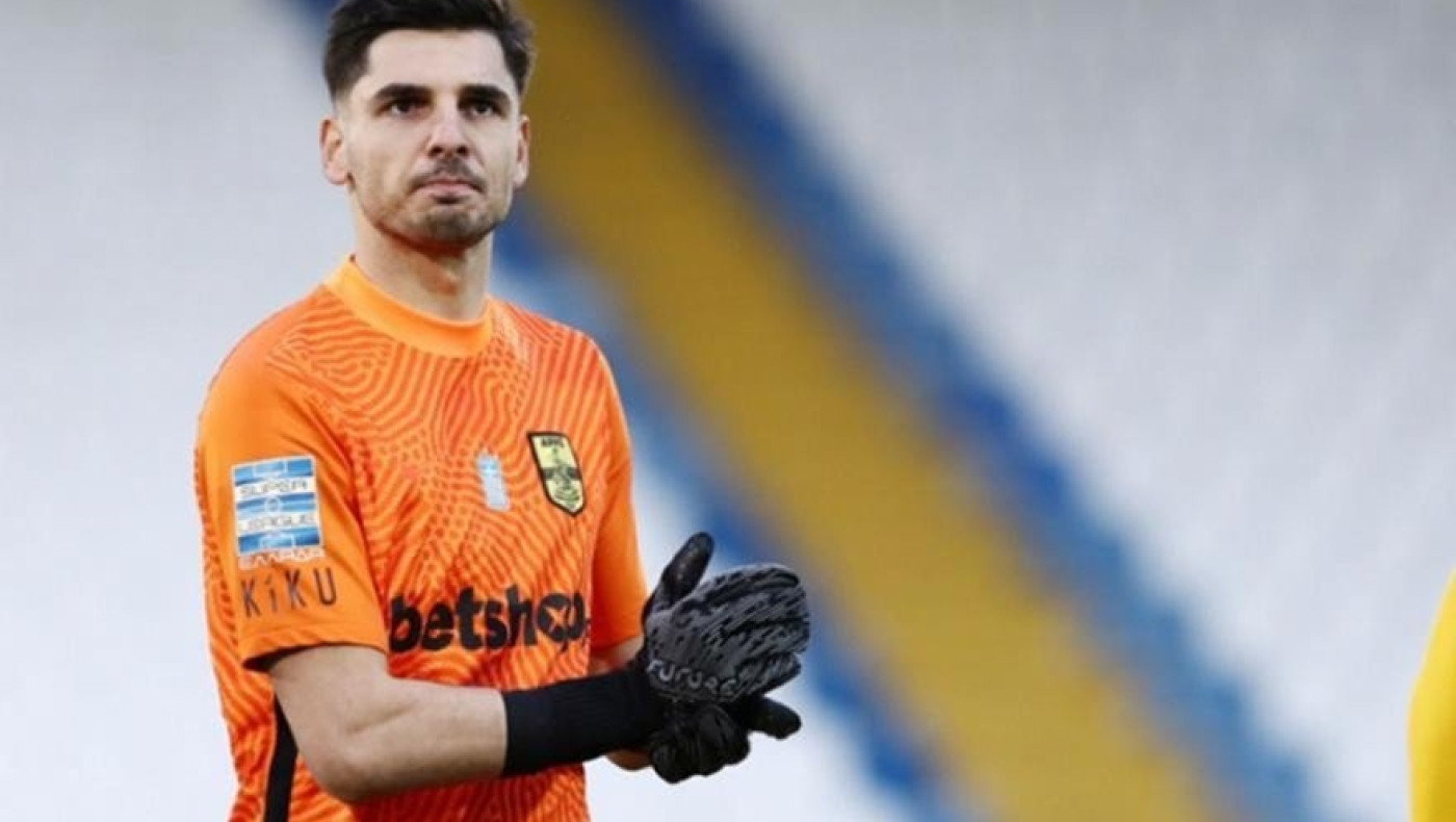 «Τρέχει» και στη θάλασσα ο Σιαμπάνης