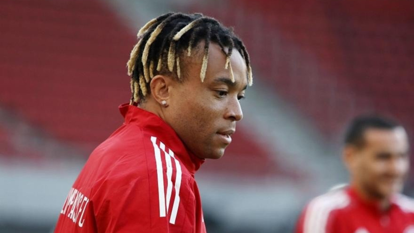 «Όχι» του Ολυμπιακού σε Μπόχουμ για τον Κούντε