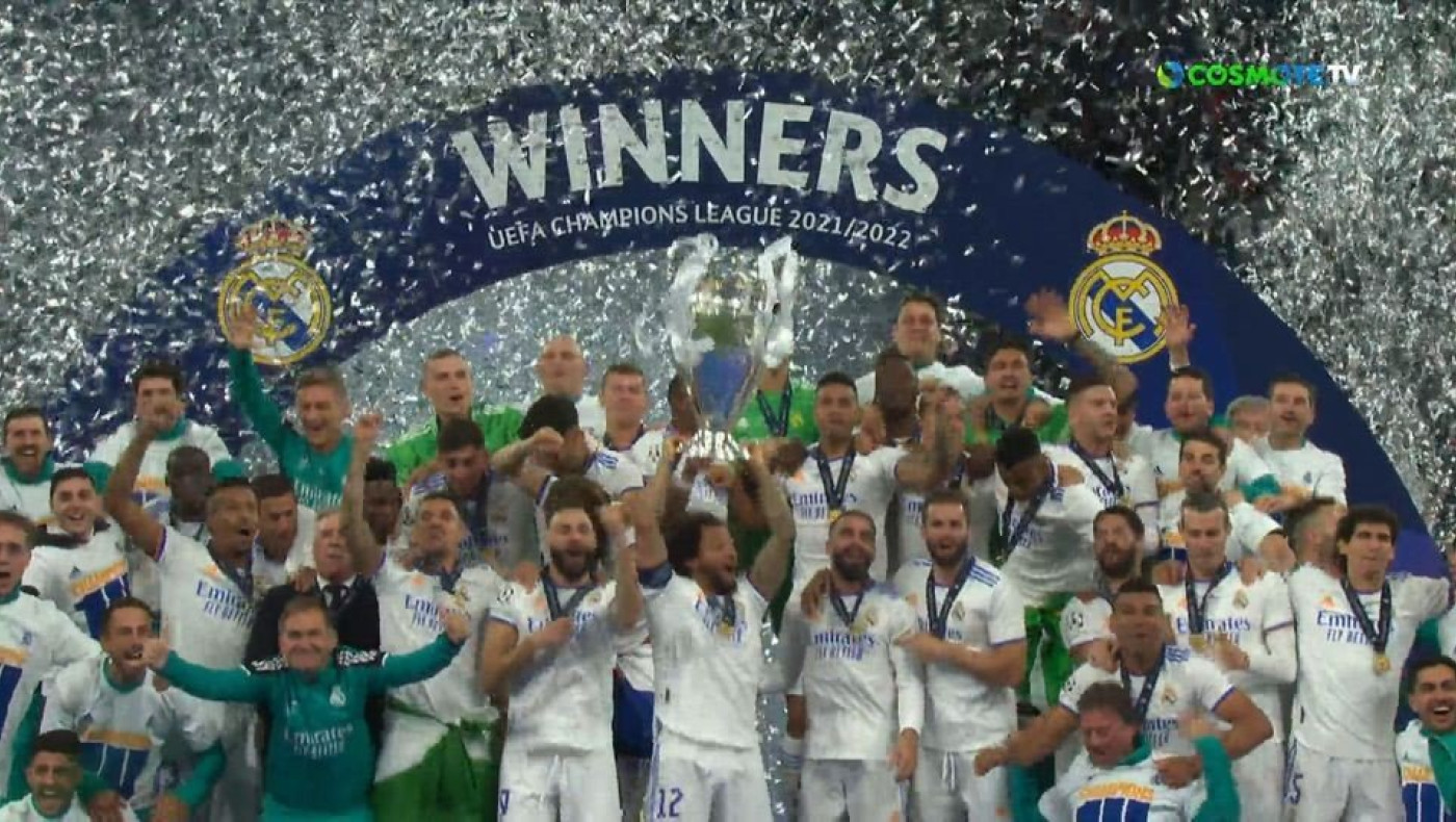 Η στιγμή που η Ρεάλ σηκώνει την 14η κούπα του Τσάμπιονς Λιγκ