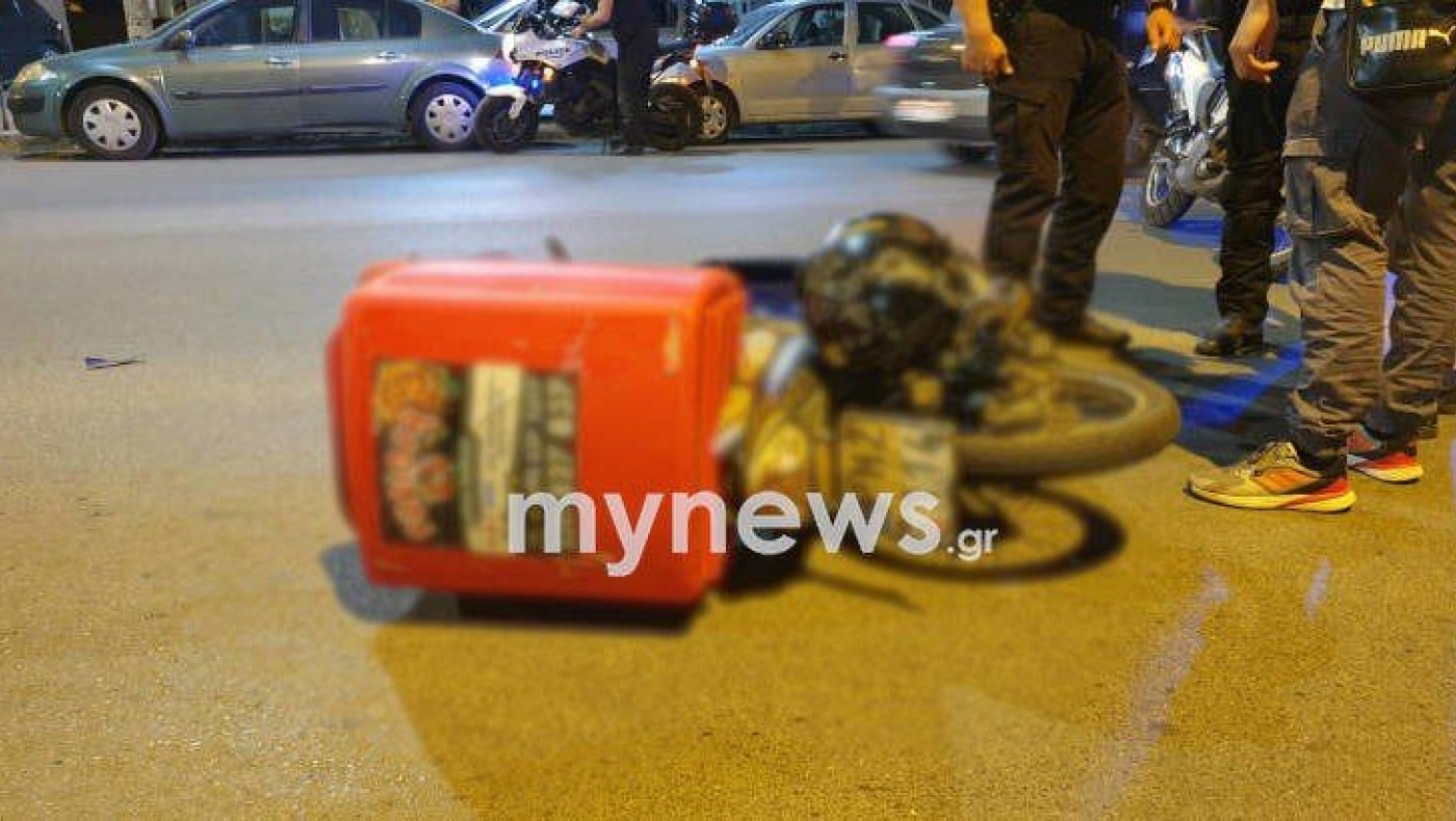 Θεσσαλονίκη: Τροχαίο ατύχημα με διανομέα και ηλικιωμένο στην οδό Δελφών