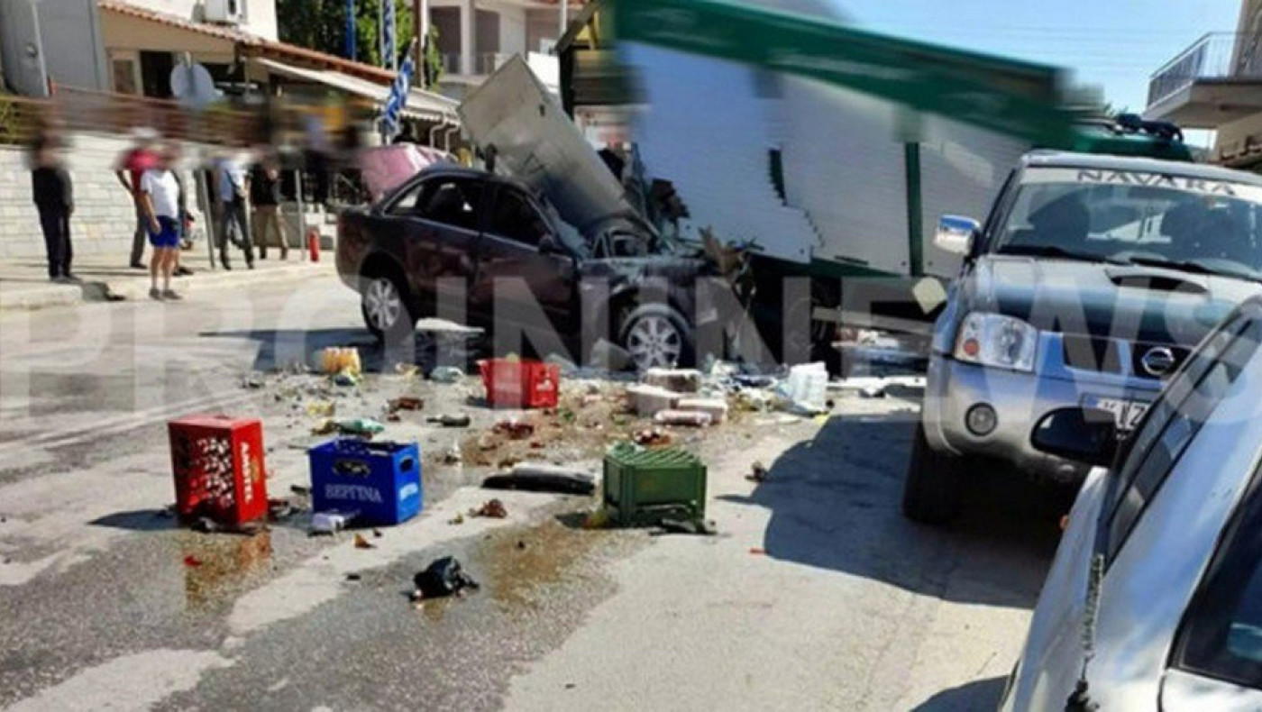 Καβάλα: Βίντεο ντοκουμέντο από το τροχαίο με τρεις νεκρούς στην Γαληψό