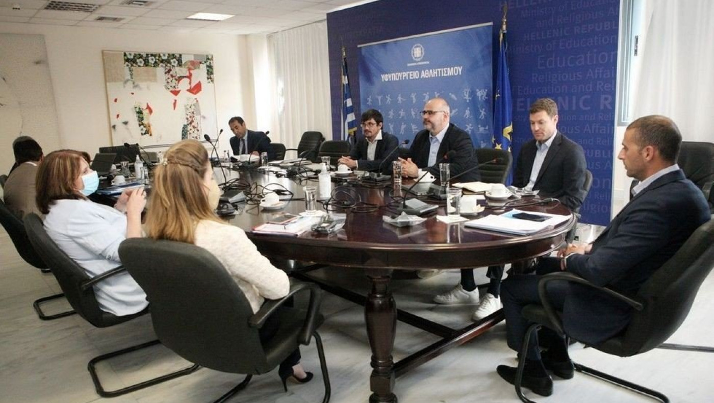 FIFA/UEFA: Συνάντηση τεσσάρων ωρών με το Υφυπουργείο Αθλητισμού και επαγγελματική διαιτησία