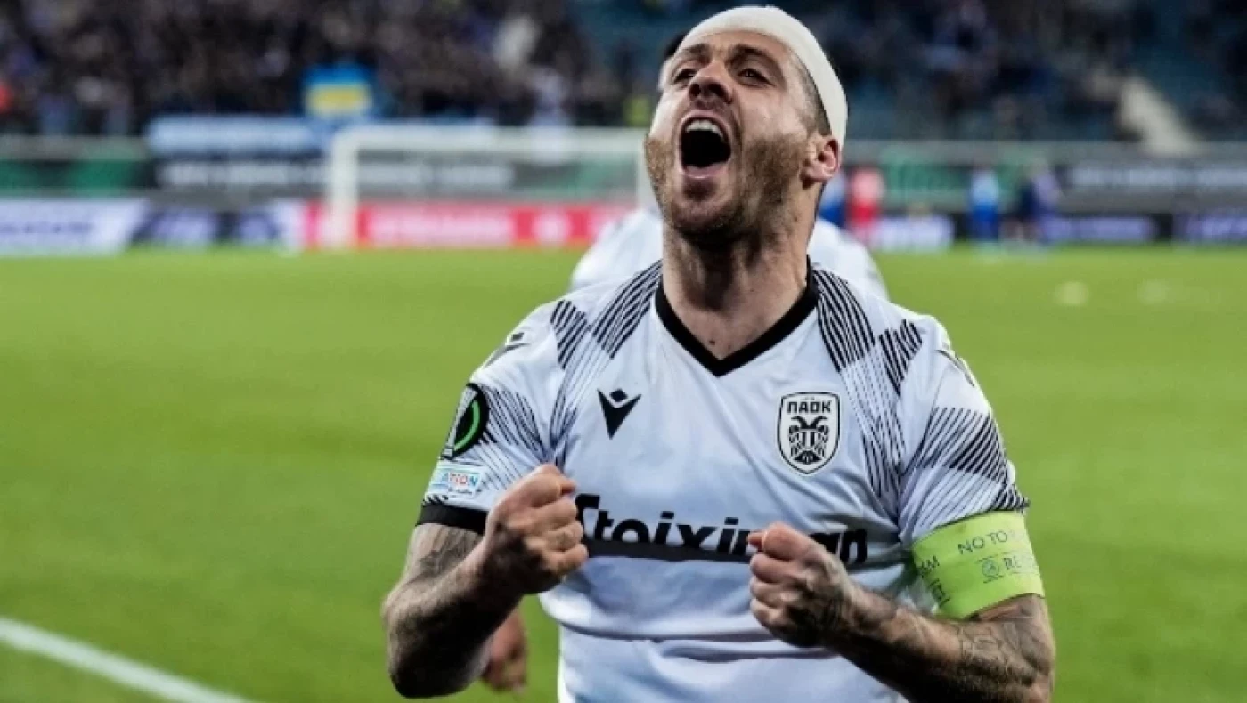 Ανανεώνει ο Βιεϊρίνια με γενναία μείωση αποδοχών