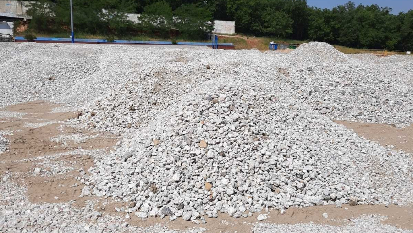 Προχωράνε οι εργασίες στο γήπεδο Φιλύρου