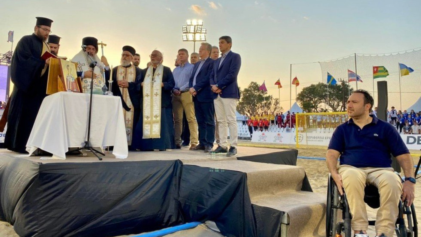 Είδαν το είδωλό τους στον καθρέπτη!