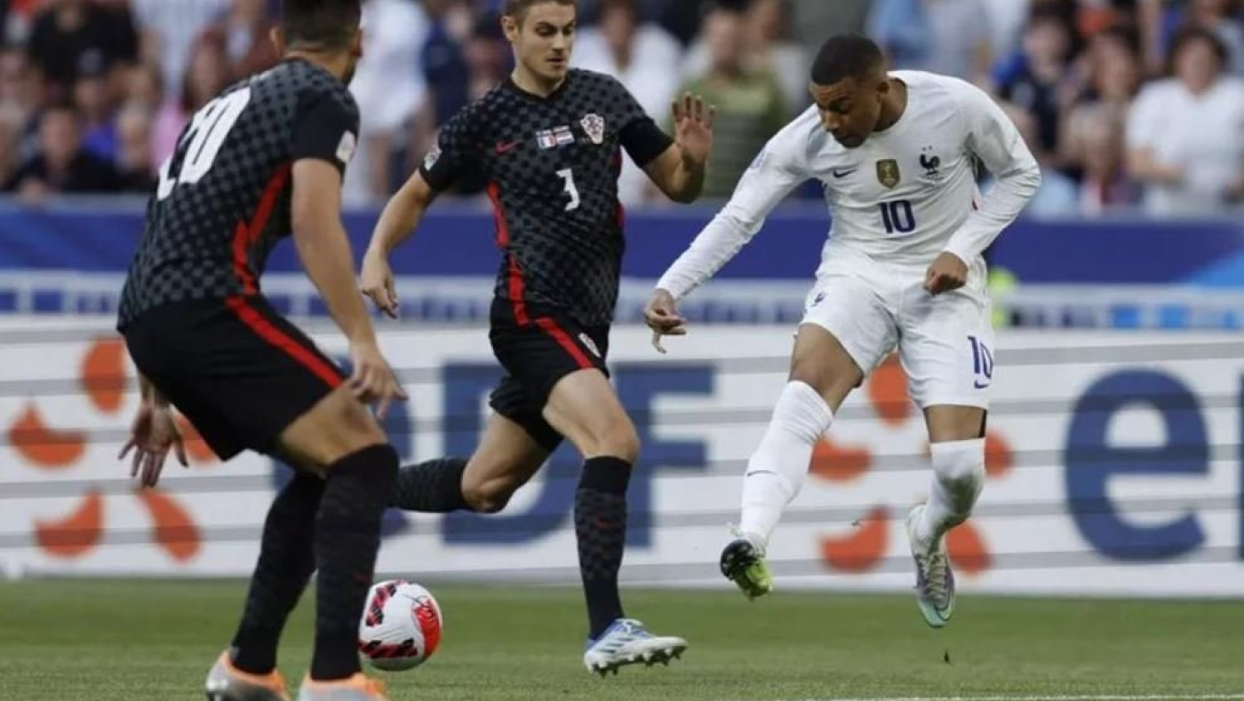 Νέα σφαλιάρα για τη Γαλλία, νίκη-κορυφής για τη Δανία