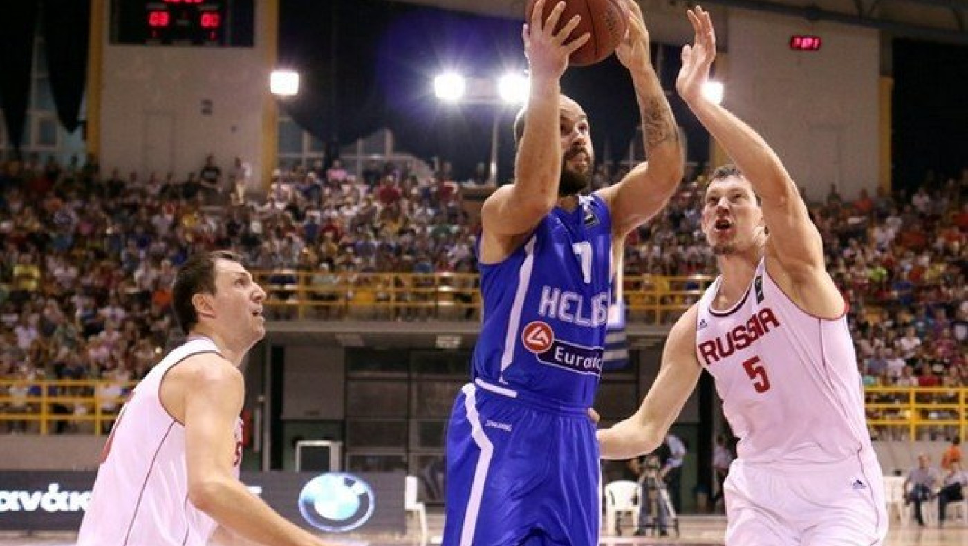 Ακάθεκτη η Εθνική