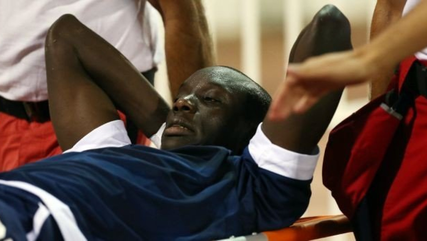 Τεράστιο πλήγμα με Εμπόου