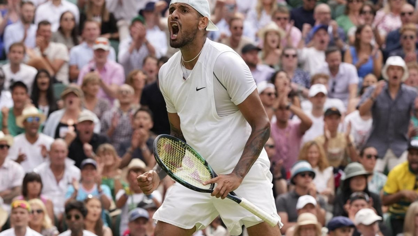 Κύργιος: Έκαψε φανέλα των Σέλτικς μετά τον αποκλεισμό!