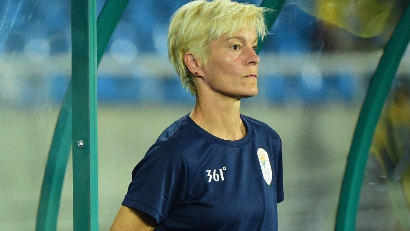 Προπονήτρια Β. Ιρλανδίας, Βέρα Πάου: «Δέχτηκα συστηματική σεξουαλική κακοποίηση, όταν ήμουν παίκτρια»