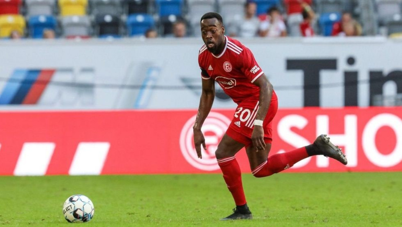 Τιούνε: «Εχει την επιθυμία να αλλάξει στάση ο Νάρεϊ, θα είναι στην πρεμιέρα με Μαγδεμβούργο αν...»