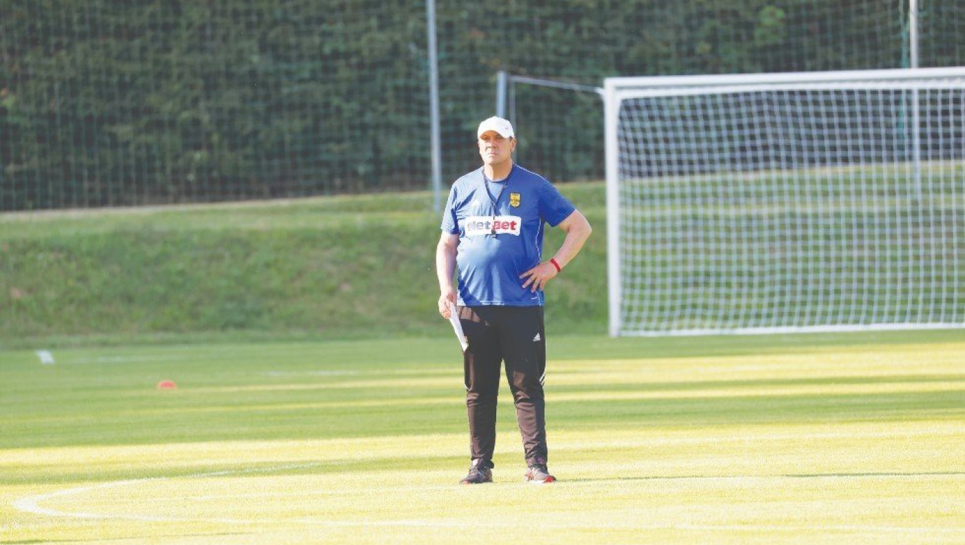 «Κλειδώνουν» οι επιλογές του Μπούργος -Πού θα στηρίξει το πλάνο πρόκρισης