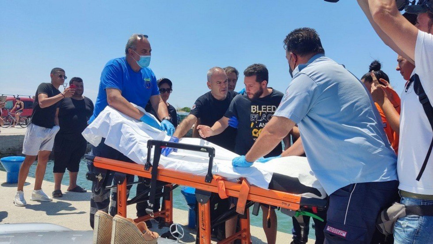 Χαλκιδική: Έτσι κατάφερε να επιβιώσει ο 30χρονος Ιβάν – Έβαλε τα κλάματα μόλις πάτησε στην στεριά