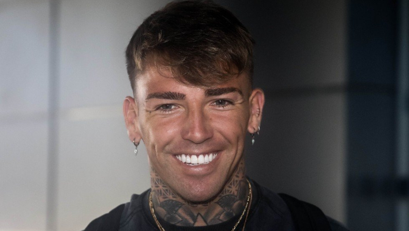 Ο ΠΑΟΚ... γλεντάει τον Μπράντον Τόμας για τη λάθος φανέλα