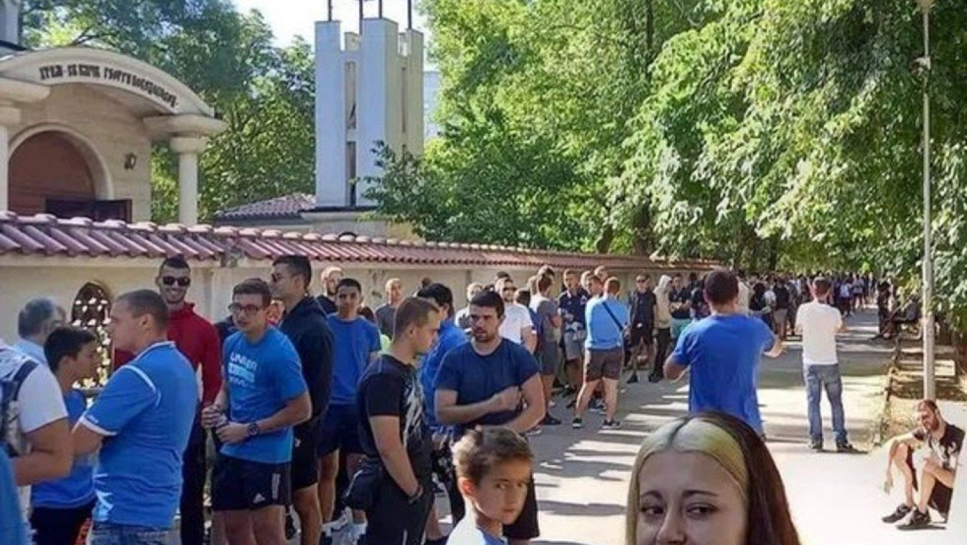 Ουρές για ένα εισιτήριο του Λέφσκι -ΠΑΟΚ: Από τις 6 το πρωί στα εκδοτήρια οι Βούλγαροι