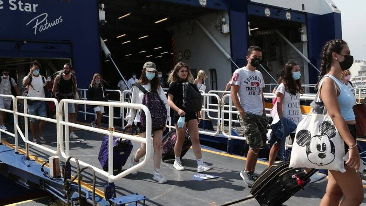 Τουρισμός - Ελλάδα 2022: Λιγότεροι τουρίστες και εισπράξεις από το 2019