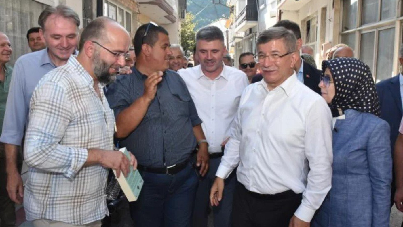 Εκτός πραγματικότητας ο Νταβούτογλου: Είδε «απογόνους του... Πορθητή» στην Ξάνθη