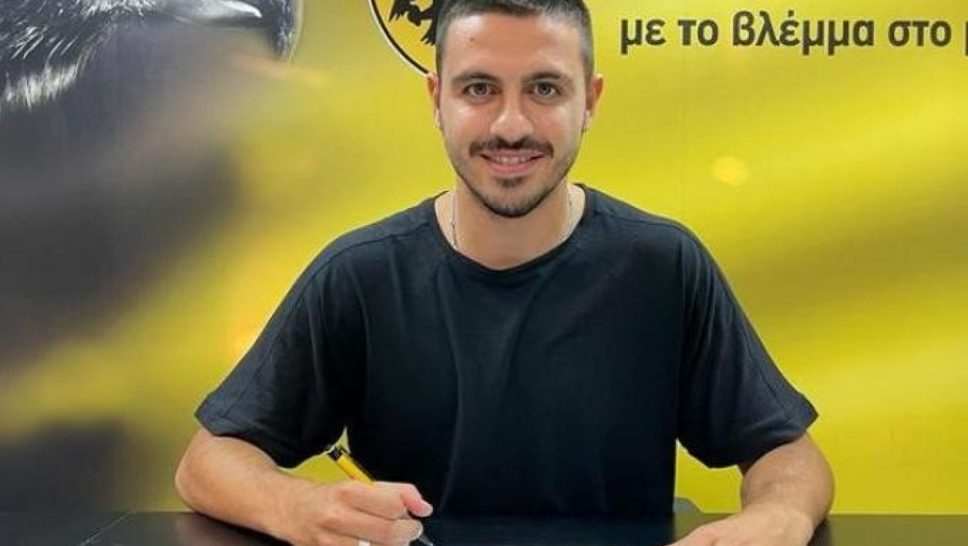 Η ΑΕΚ «έδεσε» τον Γαλανόπουλο