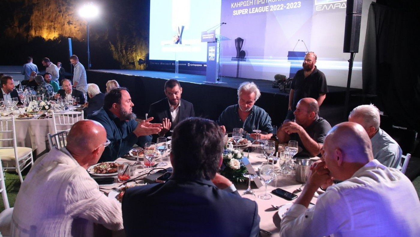 Super League: Ξένοι διαιτητές στα ντέρμπι και αποκλειστικά ξένοι στην ΚΕΔ